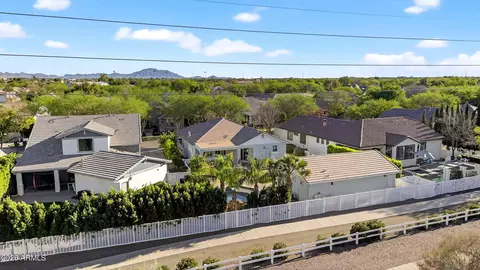 View/Area - 2860 E Camellia Dr, Gilbert, AZ 85296 photo 5 of 12