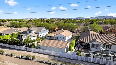 View/Area - 2860 E Camellia Dr, Gilbert, AZ 85296 photo 6 of 12