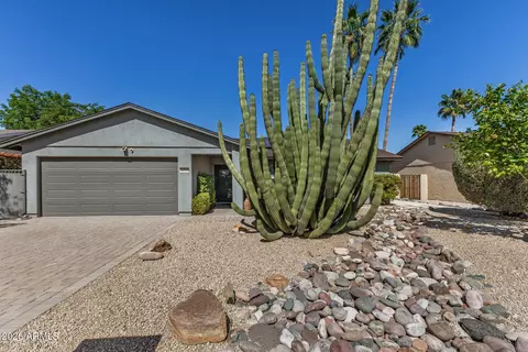 10710 E Clinton St, Scottsdale, AZ 85259