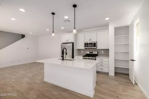 20612 W Thomas Rd, Buckeye, AZ 85396 photo 4