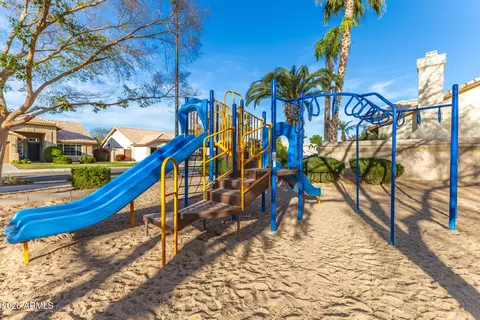 View/Area - 1466 E Bruce Ave, Gilbert, AZ 85234 photo 1 of 4