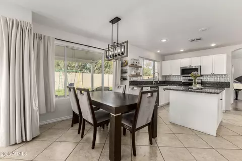 Dining - 1466 E Bruce Ave, Gilbert, AZ 85234 photo 1 of 2