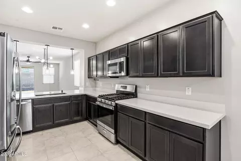 4589 W Horsenettle Dr, San Tan Valley, AZ 85142