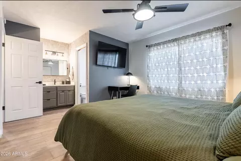 Bedroom - 2506 E Aster Dr, Phoenix, AZ 85032 photo 2 of 5