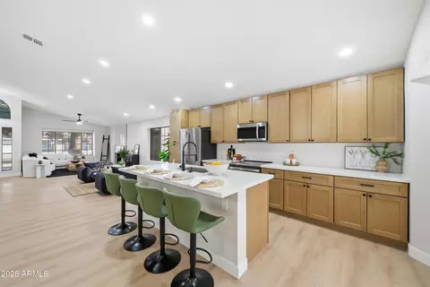 Kitchen - 1455 E Brentrup Dr, Tempe, AZ 85283 photo 1 of 3