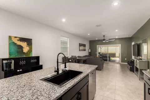 Kitchen - 2004 W Sandoval Ave, Apache Junction, AZ 85120 photo 4 of 4