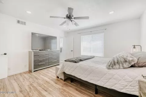 Bedroom - 4209 E Acoma Dr, Phoenix, AZ 85032 photo 2 of 5