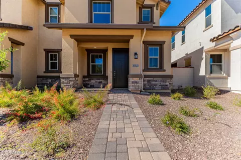 Exterior - 20622 W Thomas Rd, Buckeye, AZ 85396 photo 2 of 3