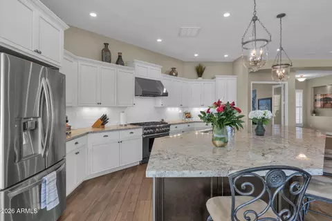 Kitchen - 3746 E Azalea Dr, Gilbert, AZ 85298 photo 5 of 9
