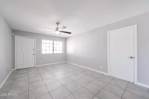 Living - 8201 W Earll Dr, Phoenix, AZ 85033 photo 4 of 7