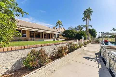 Exterior - 770 S Ocean Dr, Gilbert, AZ 85233 photo 5 of 12