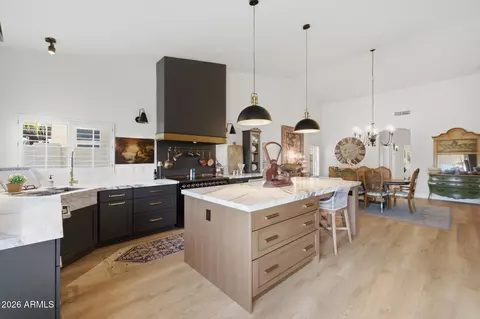 Kitchen - 770 S Ocean Dr, Gilbert, AZ 85233 photo 4 of 8