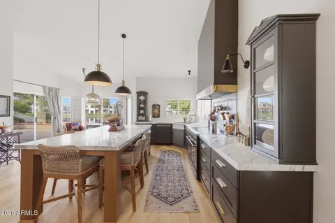 Kitchen - 770 S Ocean Dr, Gilbert, AZ 85233 photo 2 of 8