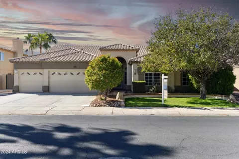 770 S Ocean Dr, Gilbert, AZ 85233