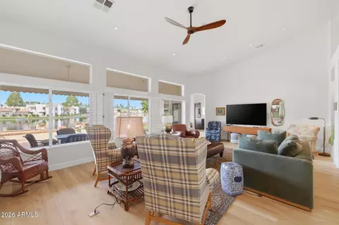 Living - 770 S Ocean Dr, Gilbert, AZ 85233 photo 2 of 4