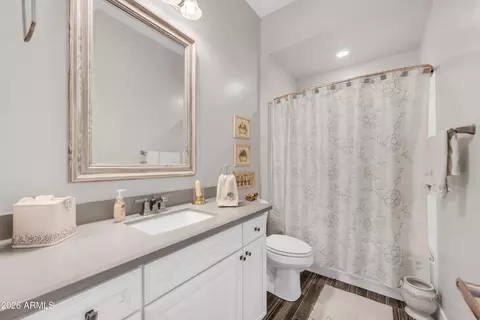 Bath - 1867 E Gillcrest Rd, Gilbert, AZ 85298 photo 4 of 4