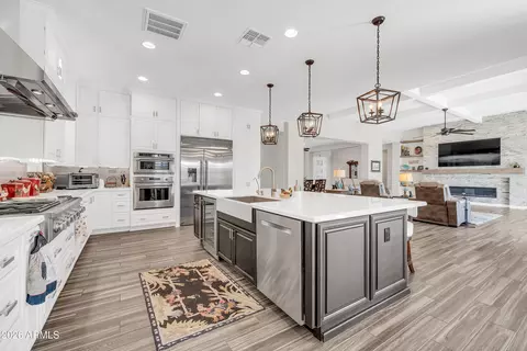 Kitchen - 1867 E Gillcrest Rd, Gilbert, AZ 85298 photo 2 of 2