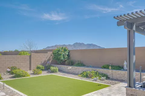 Exterior - 1867 E Gillcrest Rd, Gilbert, AZ 85298 photo 2 of 9