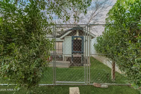 Exterior - 2035 E Haven Cir S, Gilbert, AZ 85298 photo 21 of 25