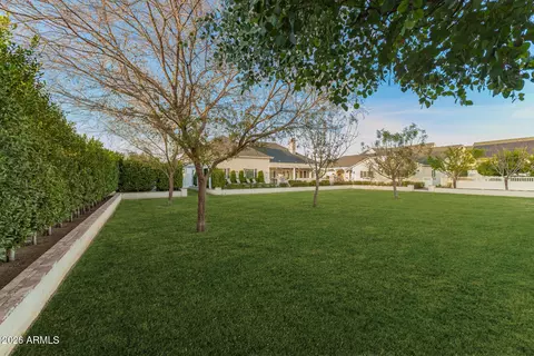 Exterior - 2035 E Haven Cir S, Gilbert, AZ 85298 photo 15 of 25