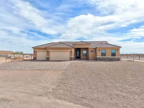 7462 W Alsdorf Rd, Casa Grande, AZ 85193