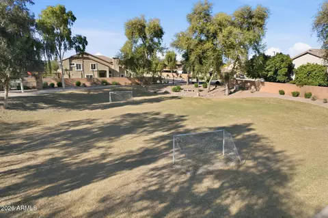 Exterior - 370 E Canyon Creek Dr, Gilbert, AZ 85295 photo 15 of 18