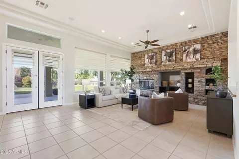 Living - 370 E Canyon Creek Dr, Gilbert, AZ 85295 photo 6 of 6
