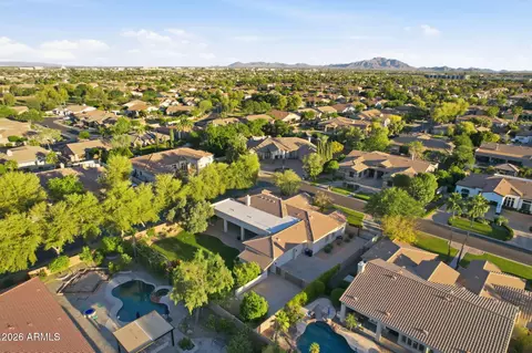 View/Area - 370 E Canyon Creek Dr, Gilbert, AZ 85295 photo 3 of 9