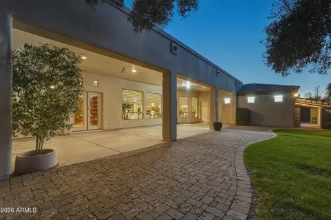 Exterior - 370 E Canyon Creek Dr, Gilbert, AZ 85295 photo 7 of 18