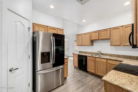 Kitchen - 2565 E Southern Ave #24, Mesa, AZ 85204 photo 1 of 2