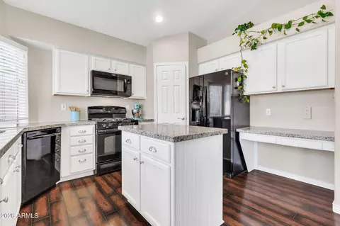 7506 E Navarro Ave, Mesa, AZ 85209 photo 9