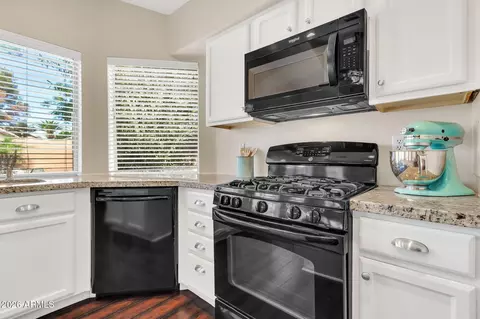 7506 E Navarro Ave, Mesa, AZ 85209 photo 11