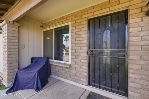 Exterior - 2421 E Hilton Ave, Mesa, AZ 85204 photo 2 of 4