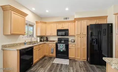 Kitchen - 2421 E Hilton Ave, Mesa, AZ 85204 photo 5 of 5