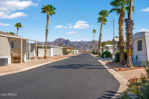 202 N Meridian Rd #220, Apache Junction, AZ 85120