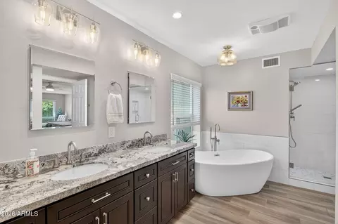 Bath - 2101 E Vaughn St, Tempe, AZ 85283 photo 1 of 5