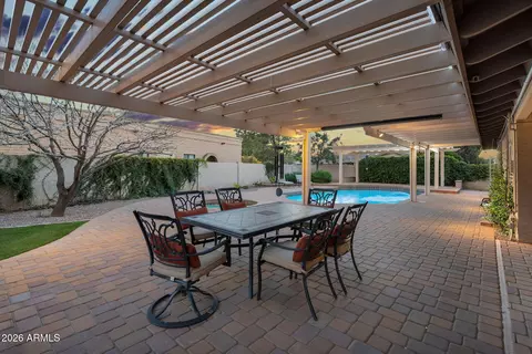 Exterior - 2101 E Vaughn St, Tempe, AZ 85283 photo 12 of 22