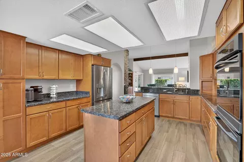 Kitchen - 2101 E Vaughn St, Tempe, AZ 85283 photo 1 of 6