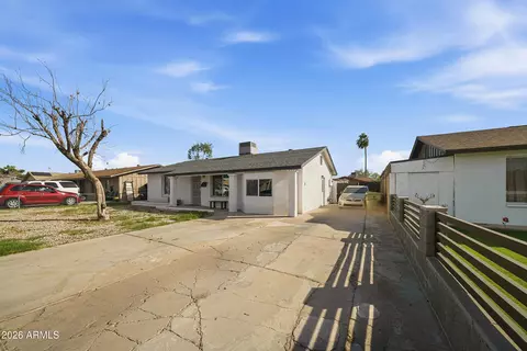 7811 W Oregon Ave, Glendale, AZ 85303