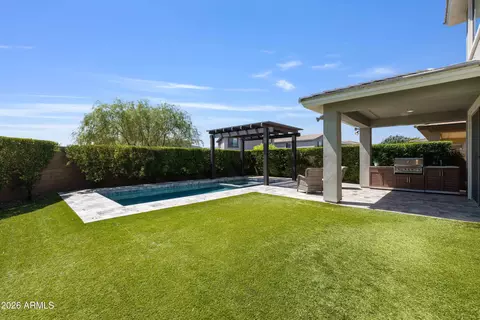 Exterior - 2909 E Sands Dr, Phoenix, AZ 85050 photo 7 of 7