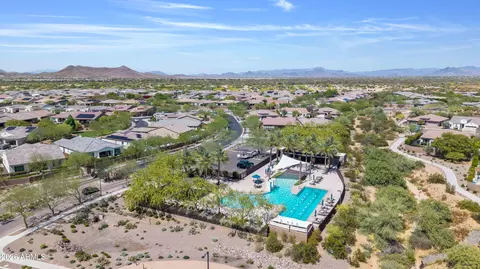 View/Area - 2909 E Sands Dr, Phoenix, AZ 85050 photo 4 of 5