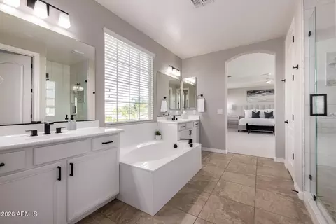 Bath - 3054 E Kingbird Dr, Gilbert, AZ 85297 photo 2 of 8