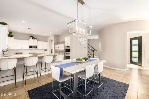 Dining - 3054 E Kingbird Dr, Gilbert, AZ 85297 photo 3 of 4