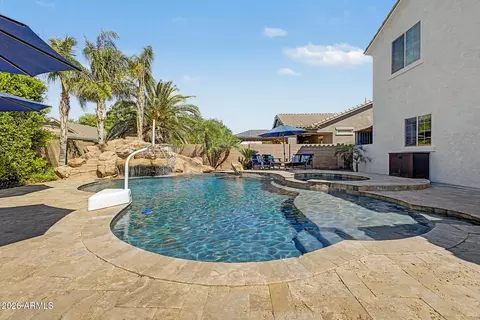 Exterior - 3054 E Kingbird Dr, Gilbert, AZ 85297 photo 8 of 13