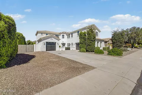 3054 E Kingbird Dr, Gilbert, AZ 85297