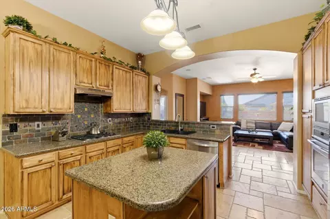 4821 E Kirkland Rd, Phoenix, AZ 85054 photo 8