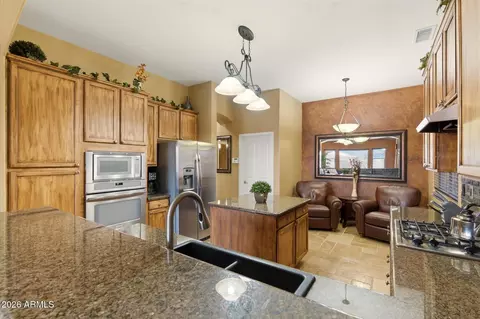 4821 E Kirkland Rd, Phoenix, AZ 85054 photo 9