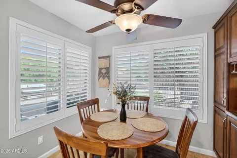 Dining - 4341 E Badger Way, Phoenix, AZ 85044 photo 1 of 2
