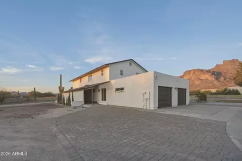 Exterior - 661 N Al Sieber Rd, Apache Junction, AZ 85119 photo 7 of 14