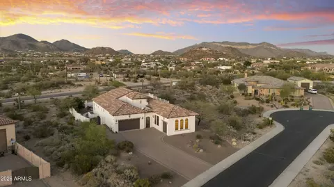 8334 E Laurel Cir, Mesa, AZ 85207